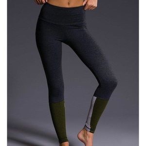 ONZIE Flow Street Legging